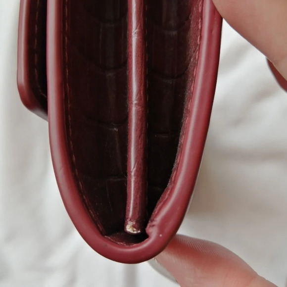 NWT Love & Lore Auburn Croc Vegan Leather Tri Fold Continental Wallet or Clutch - Picture 12 of 16